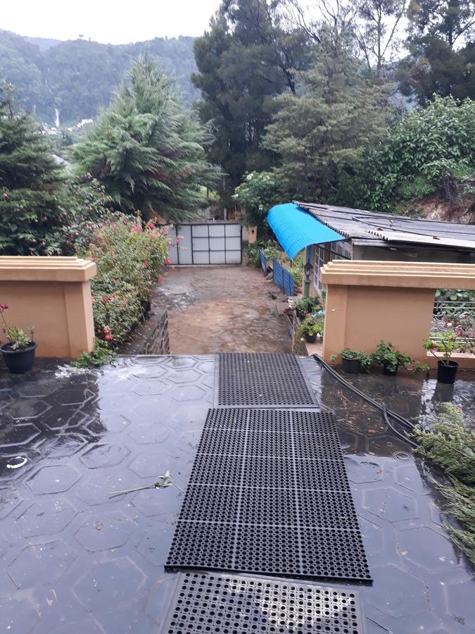 Rainyfreindz Hotel Nuwara Eliya Exterior photo